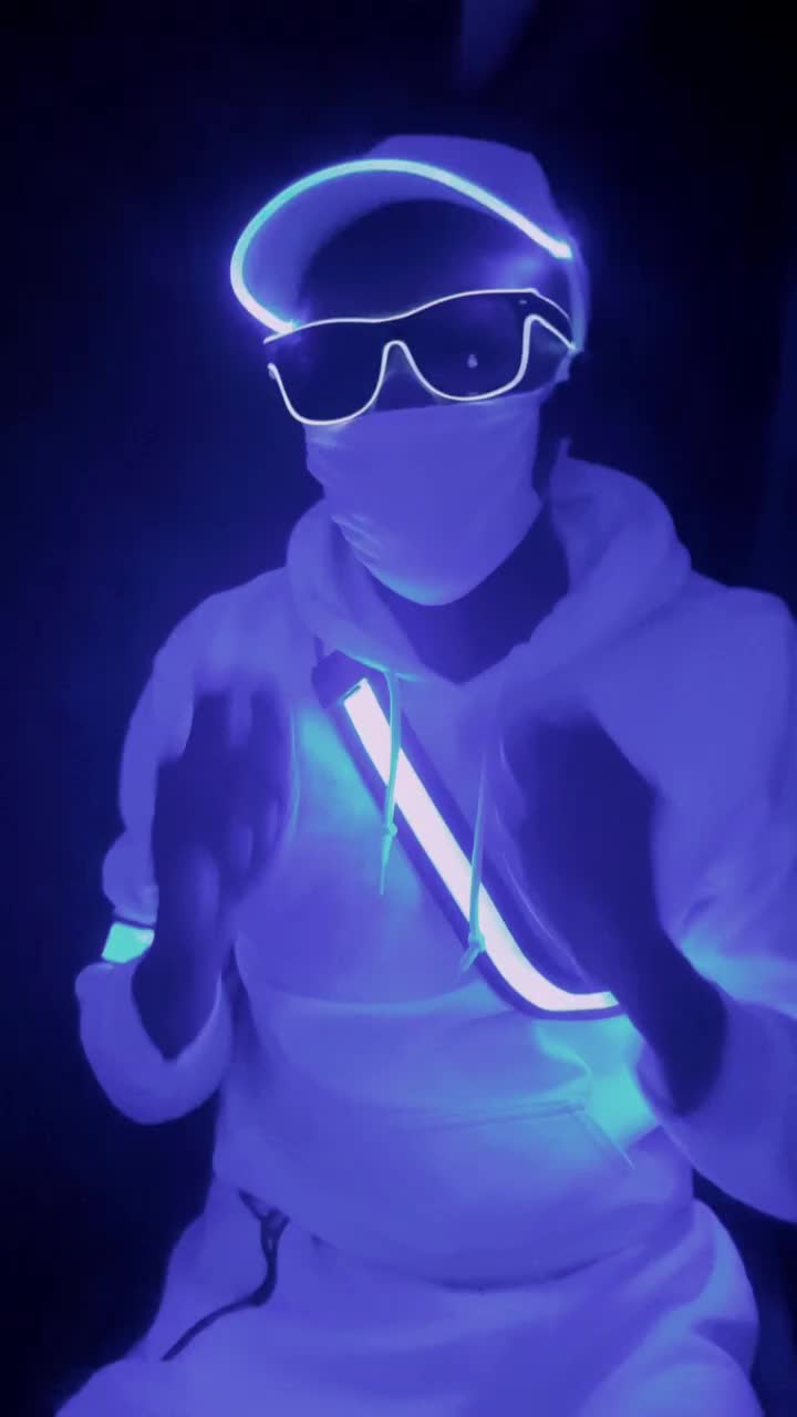 @nepheon clap your hands #fyp #humor #blacklight #nepheon #neon ♬ original sound…